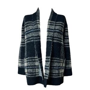 Cyrus Small Black Cozy Plaid Cardigan Pockets Neutral Layering